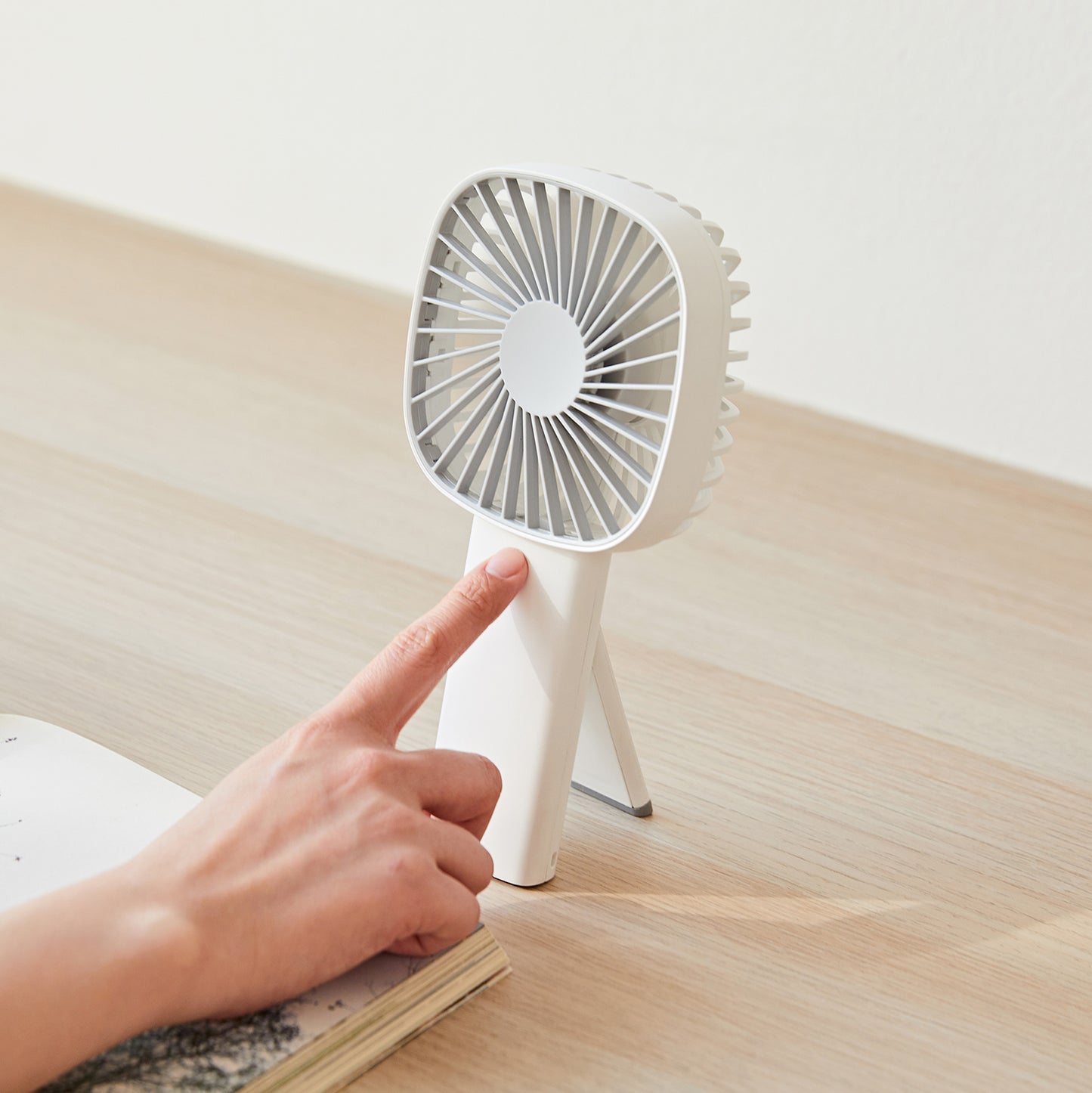 Portable fan mini stand type HANDS6